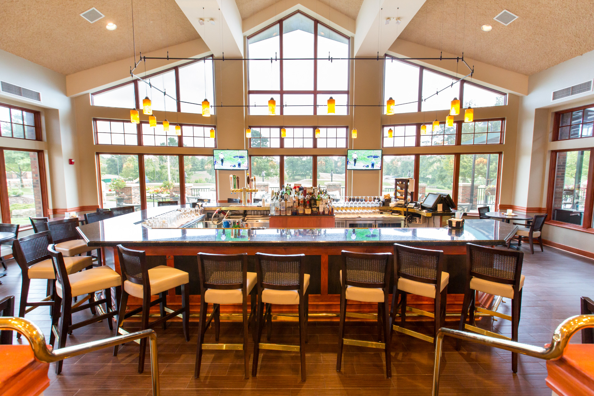 Upscale-golf-course-bar-with-stools-St_-Clair-Country-Club